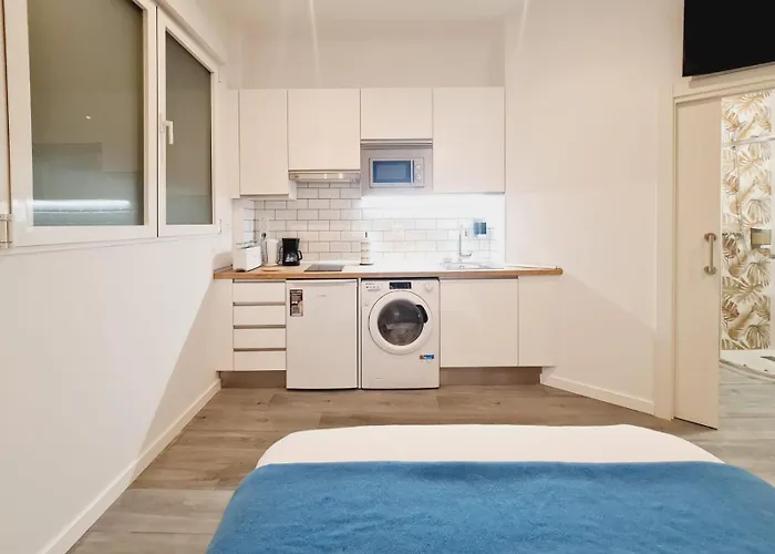 Bilbao Rooms & Kitchen Irala